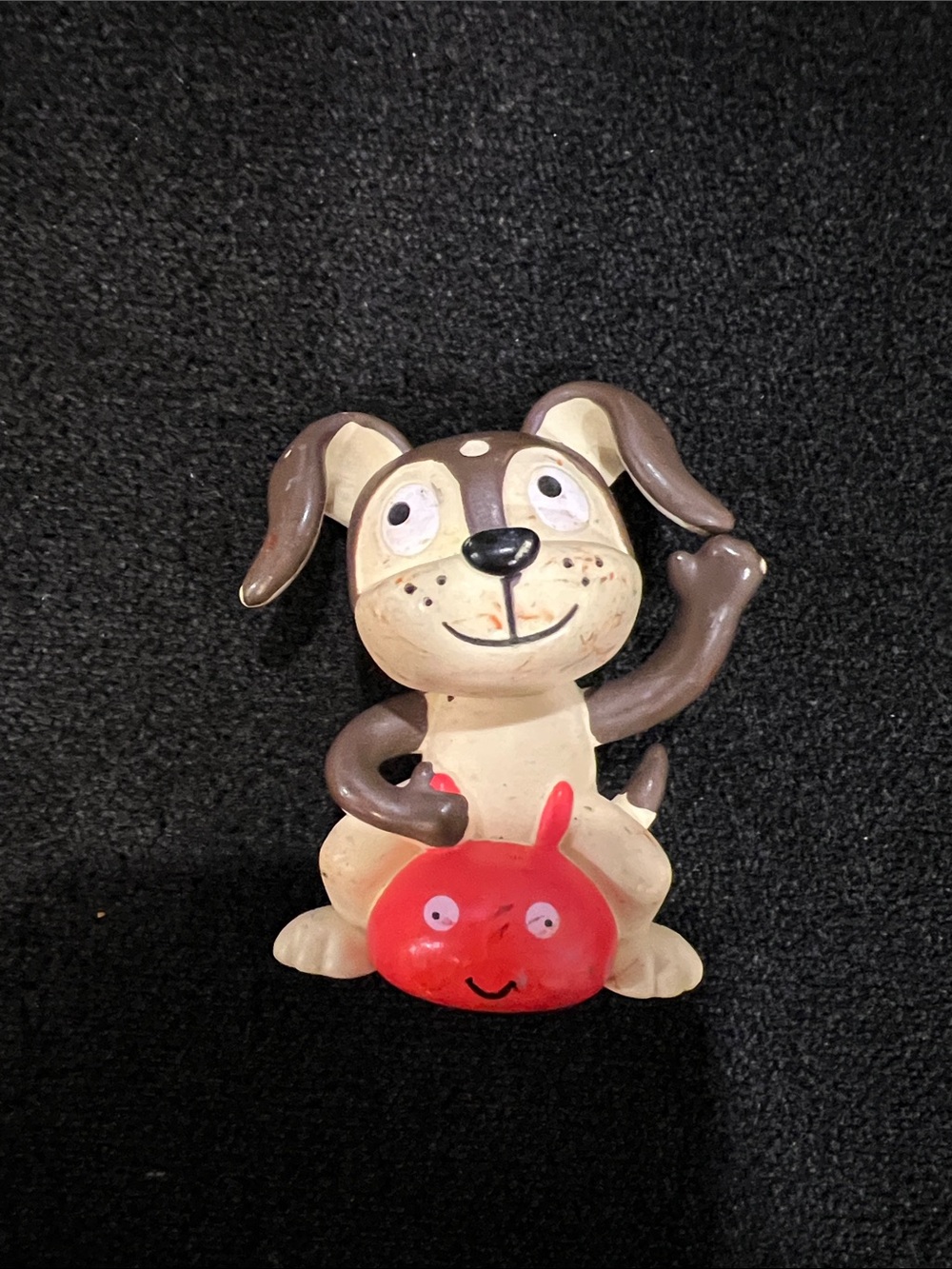 Portable Brown & Cream Puppy Tonies - Brown and Red Accent